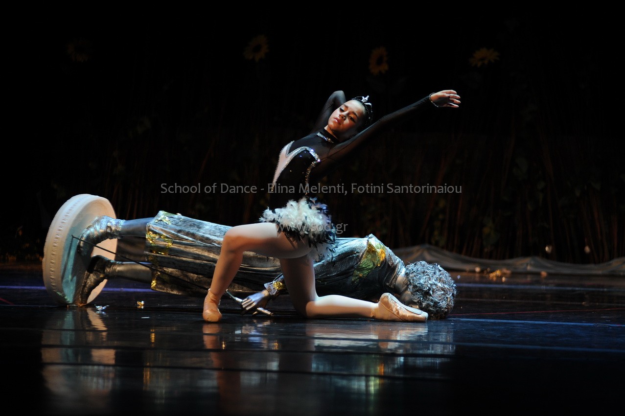 Ο ευτυχισμένος πρίγκηπας, School of Dance, Ελίνα Μελέντη, Φωτεινή Σαντοριναίου, παράσταση, Κηφισιά, σχολή χορού, Σαββίνα Τσελά